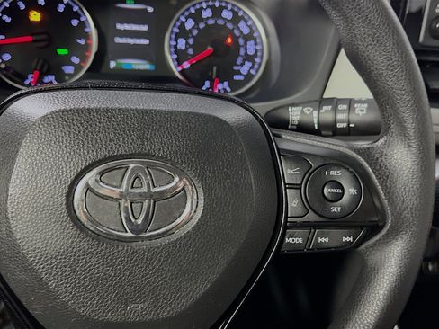 Used 2019 Toyota RAV4 XLE image 20