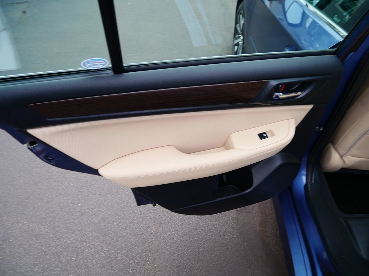Used 2015 Subaru Legacy 2.5i Limited AWD/4WD image 17