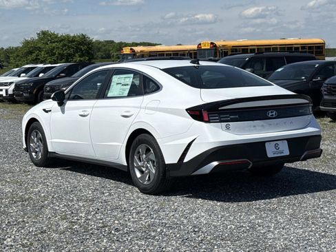 New 2026 Hyundai Sonata SE FWD image 14