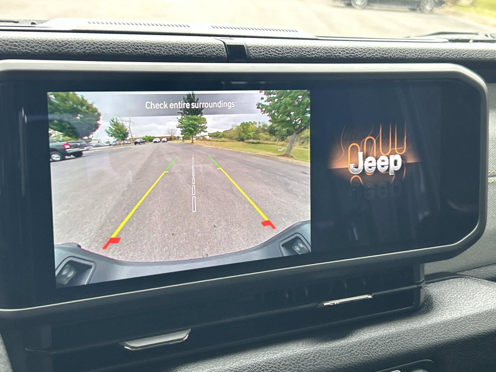 Used 2025 Jeep Gladiator Sport AWD/4WD image 30
