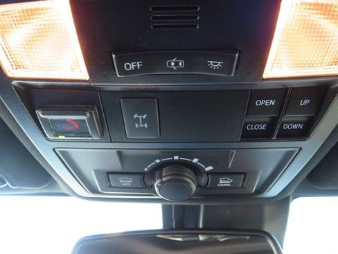 Certified 2020 Toyota Tacoma TRD Off-Road w/ TRD Premium Off Road Package image 34