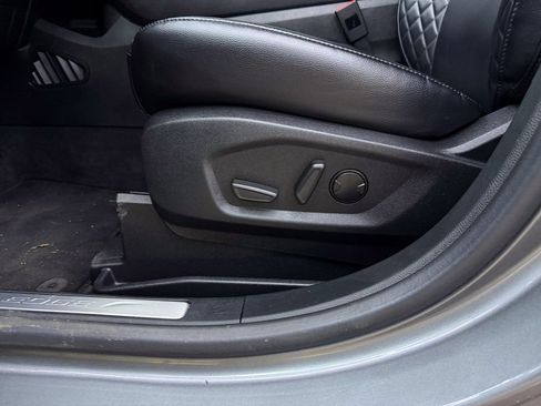 Used 2023 Ford Edge Titanium image 17