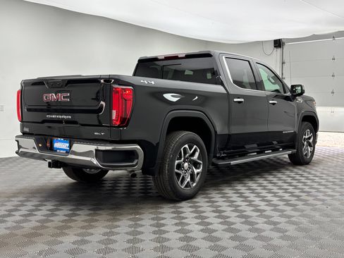 New 2026 GMC Sierra 1500 SLT w/ SLT Premium Package AWD/4WD image 11