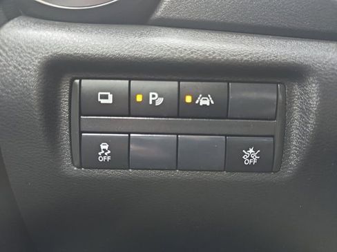 Used 2024 Nissan Versa S w/ S Plus Package image 10