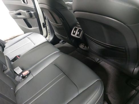 New 2026 Kia Sorento S image 11
