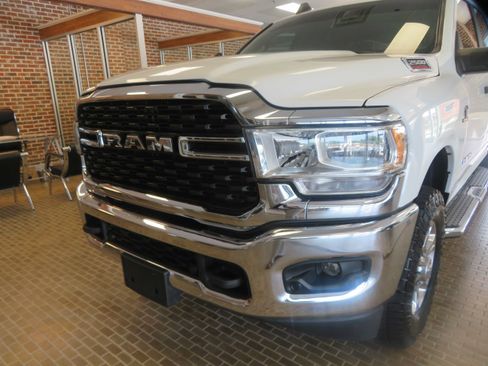 Used 2024 RAM 2500 Big Horn w/ Off Road Package AWD/4WD image 58