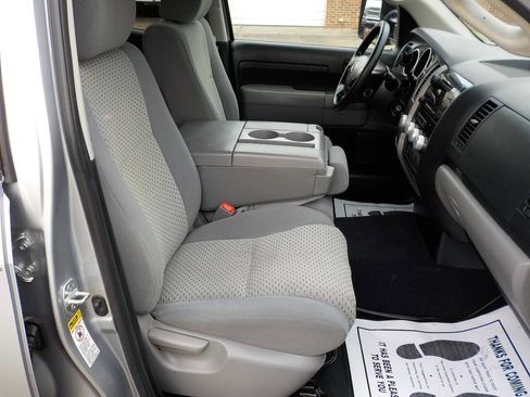 Used 2012 Toyota Tundra 4x4 Double Cab Long Bed w/ Convenience Pkg image 27