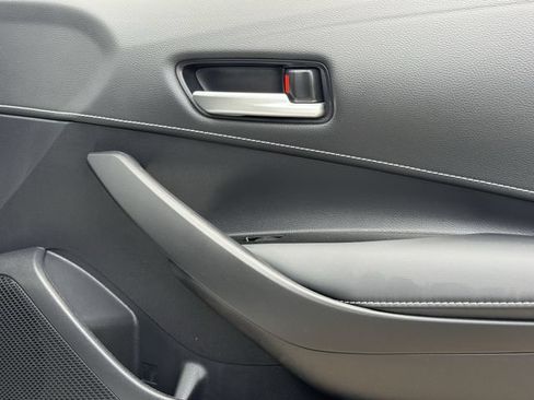 Used 2025 Toyota Corolla SE FWD image 28
