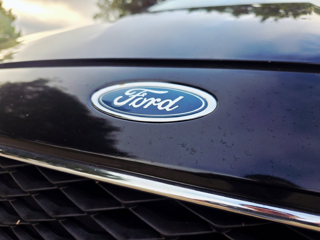 Used 2015 Ford Focus SE w/ SE Sport Package FWD image 29