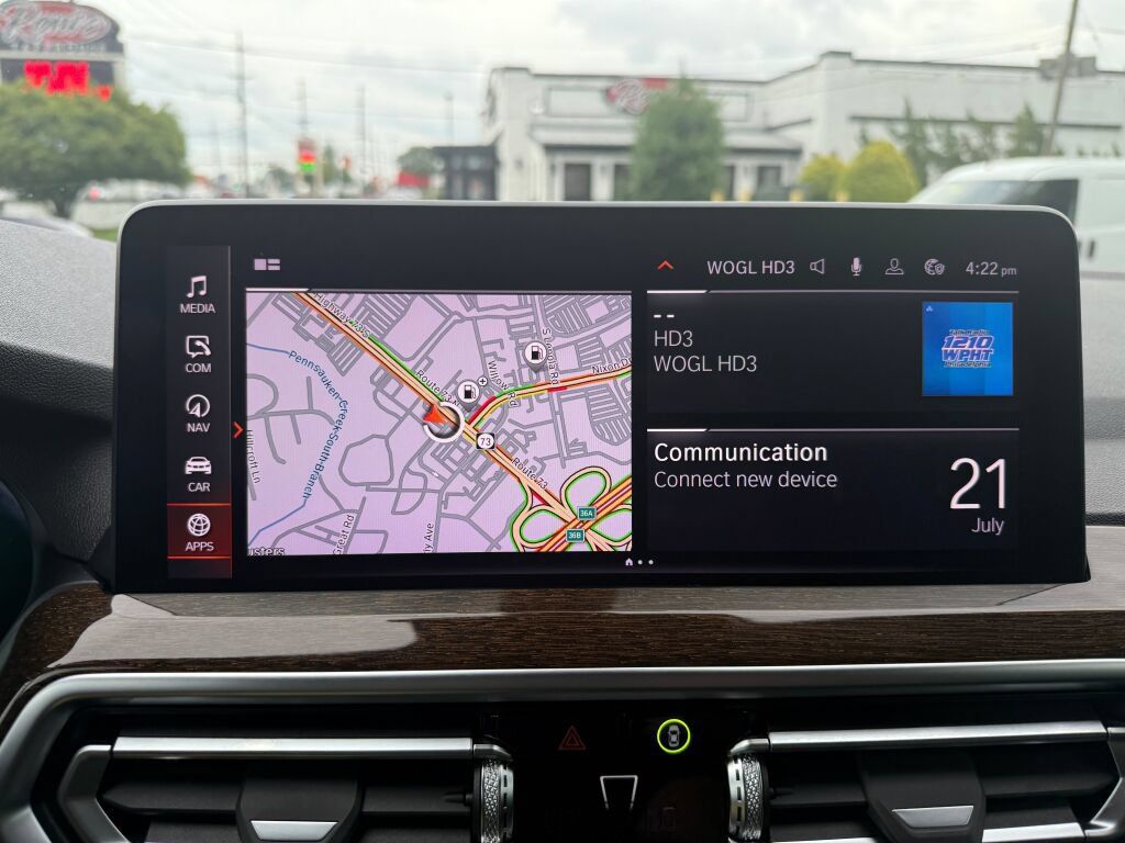 Used 2023 BMW X4 xDrive30i w/ Parking Assistance Package AWD/4WD image 18