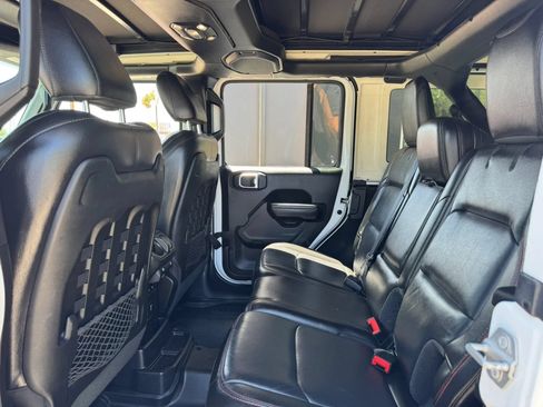 Used 2020 Jeep Wrangler Unlimited Rubicon AWD/4WD image 27