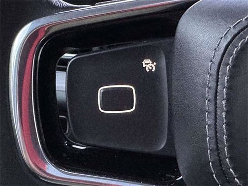 Used 2025 Lincoln Navigator L Reserve image 24