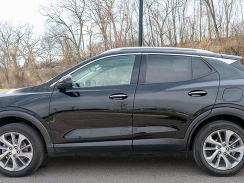 Used 2023 Buick Encore GX Essence w/ Experience Buick Package AWD/4WD image 9