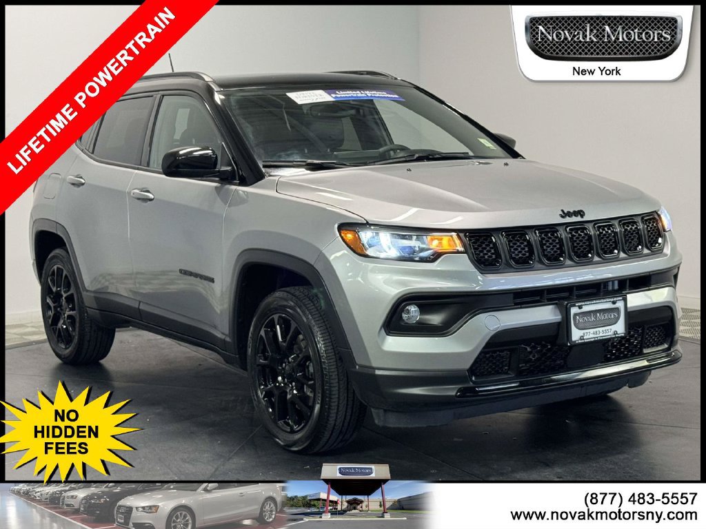 Used 2023 Jeep Compass Latitude w/ Sun and Sound Group AWD/4WD image 1
