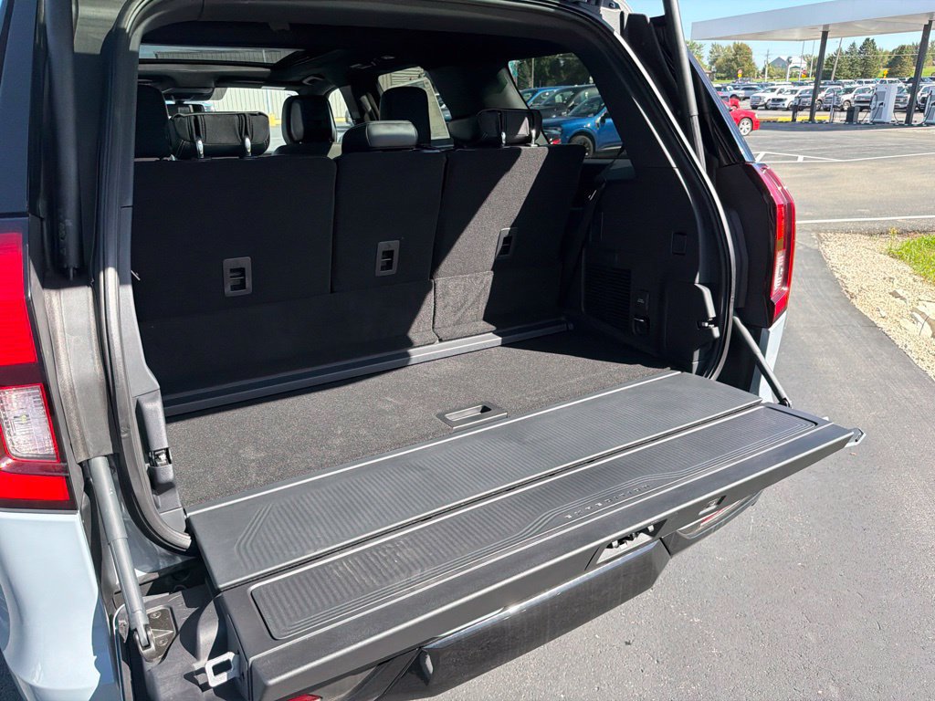 New 2027 Ford Expedition Platinum w/ Stealth Appearance Package AWD/4WD image 16