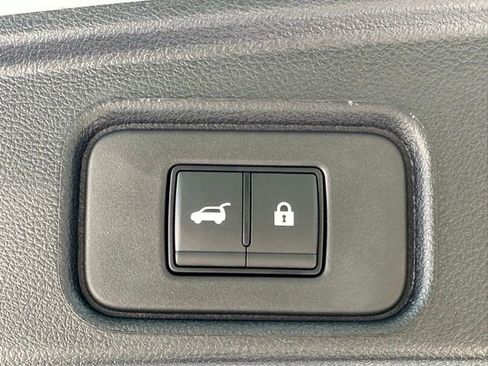 New 2025 Nissan Pathfinder SV w/ Cargo Package image 28