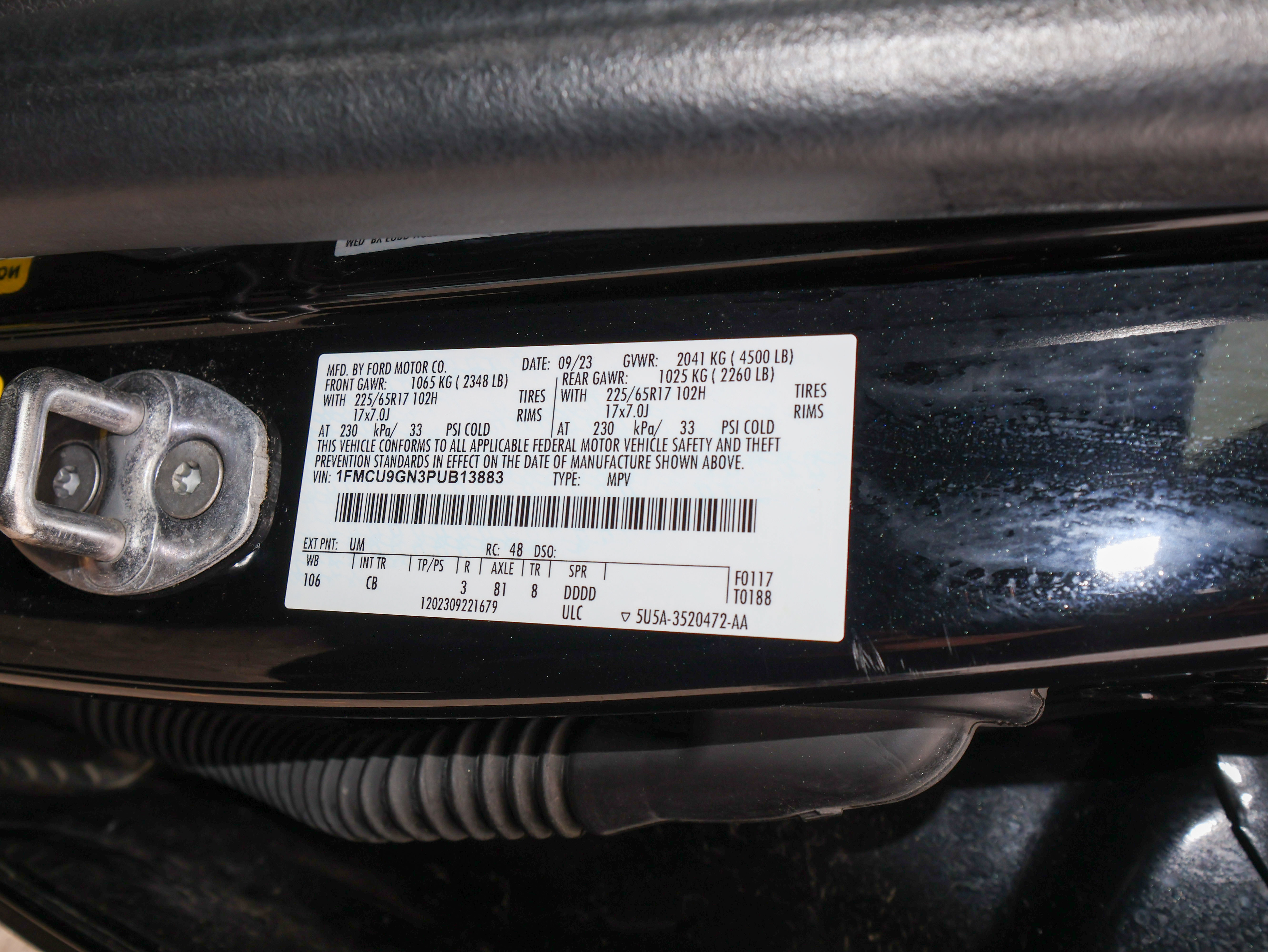 Used 2023 Ford Escape Active AWD/4WD image 34