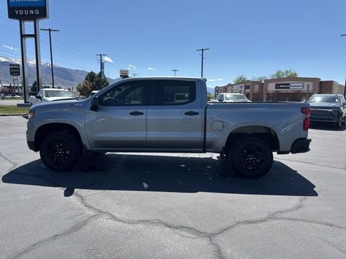Used 2023 Chevrolet Silverado 1500 Custom Trail Boss AWD/4WD image 4
