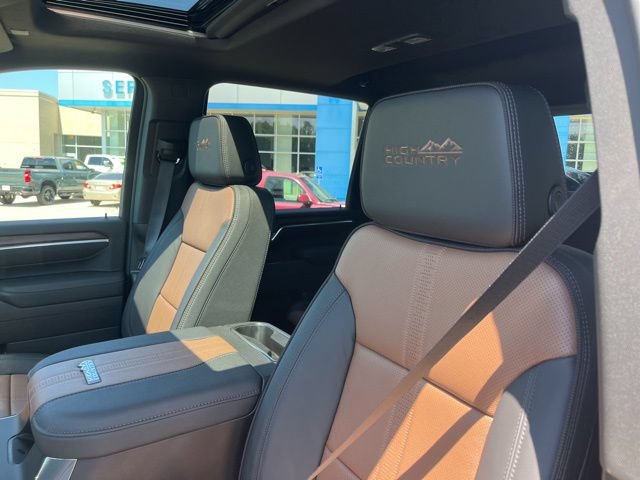 New 2026 Chevrolet Silverado 2500 High Country w/ Technology Package AWD/4WD image 21