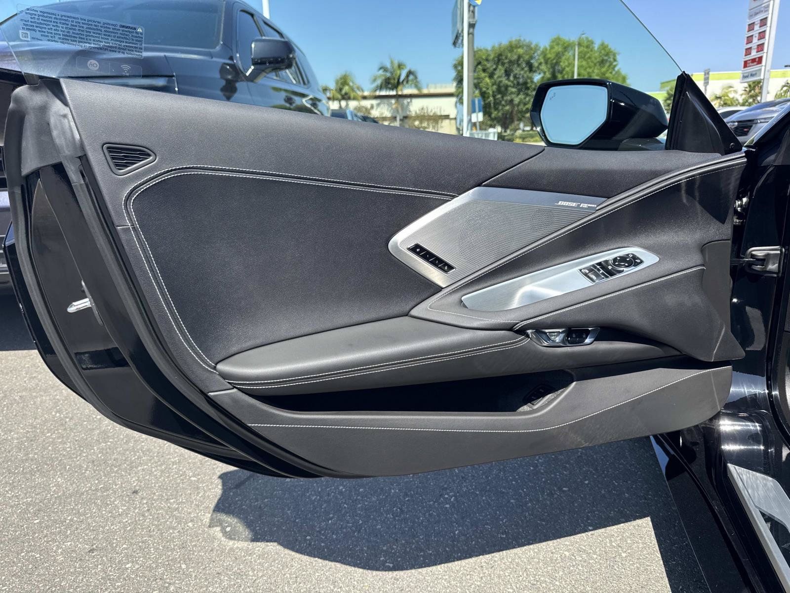 Used 2023 Chevrolet Corvette Stingray Preferred Cpe w/ Z51 Performance Package RWD image 21