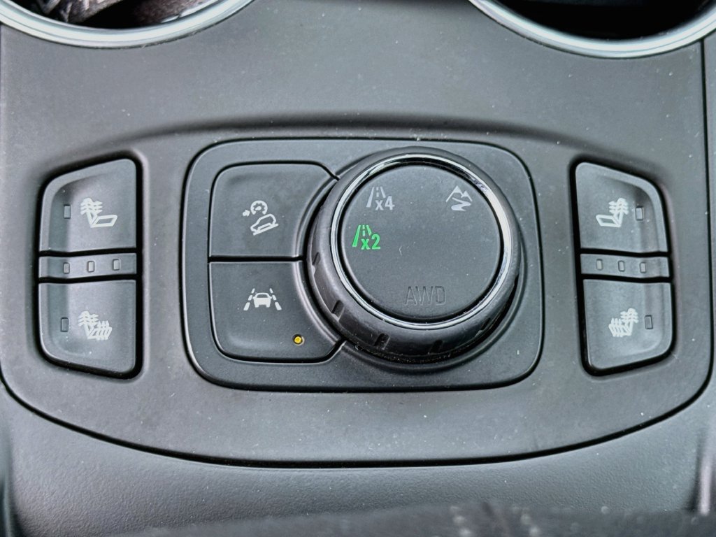 Used 2021 GMC Terrain SLT w/ LPO, Floor Liner Package AWD/4WD image 18