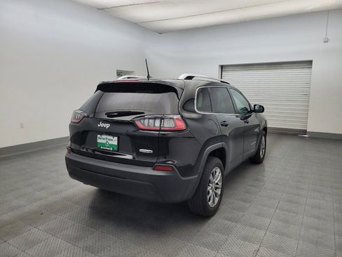 Used 2019 Jeep Cherokee Latitude Plus FWD image 9