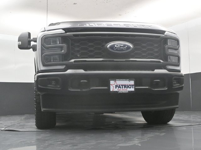 Used 2023 Ford F250 Lariat w/ Sport Appearance Package AWD/4WD image 55