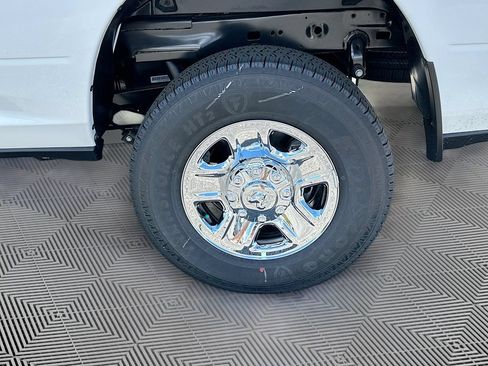 New 2026 RAM 2500 Tradesman AWD/4WD image 37