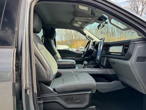 Used 2024 Ford F150 Lightning Flash image 13