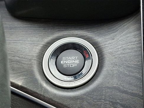 Used 2021 Jeep Grand Cherokee L Limited w/ MOPAR Finishing Package image 26