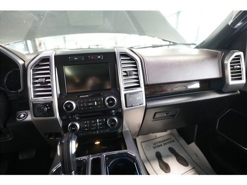 Used 2015 Ford F150 Platinum w/ Equipment Group 701A Luxury RWD image 21