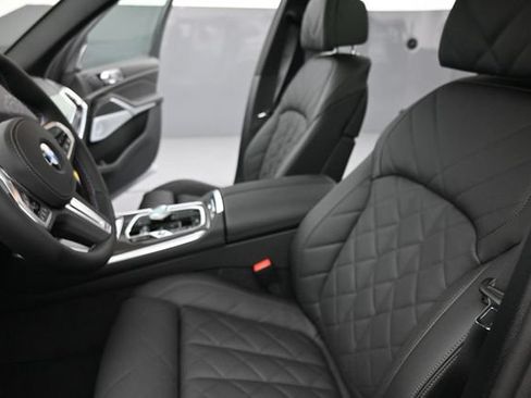 New 2026 BMW X5 M60i AWD/4WD image 19