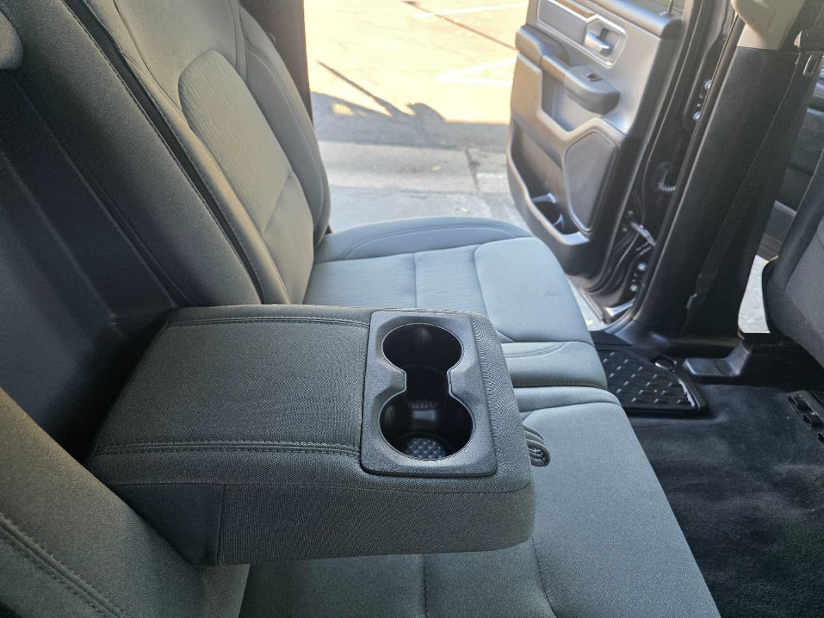 Used 2020 RAM 1500 Big Horn AWD/4WD image 34