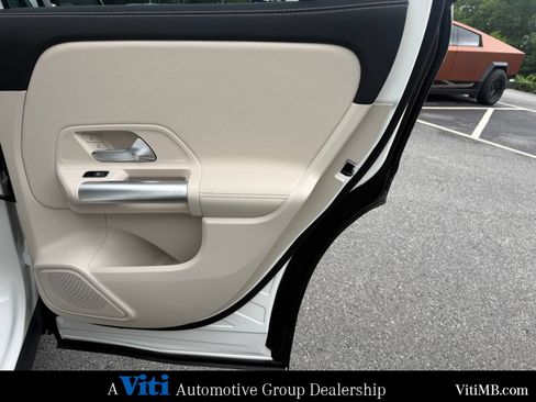 Certified 2024 Mercedes-Benz GLA 250 4MATIC image 25