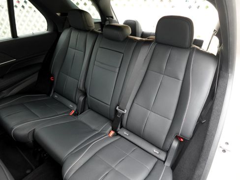 Used 2021 Mercedes-Benz GLE 450 4MATIC w/ 3rd Row Seat Package image 16