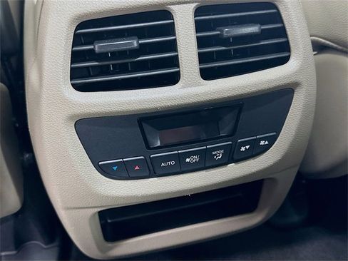 Used 2018 Honda Pilot EX-L image 25