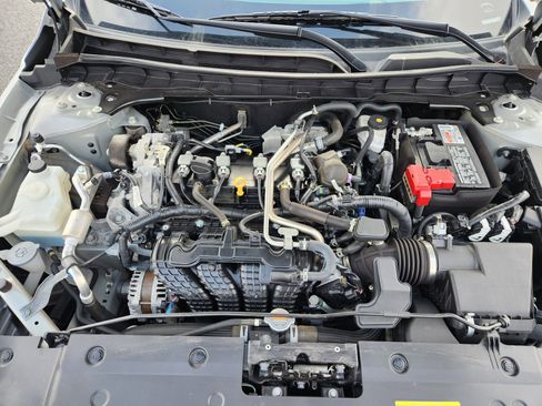 Used 2023 Nissan Altima 2.5 SV image 12