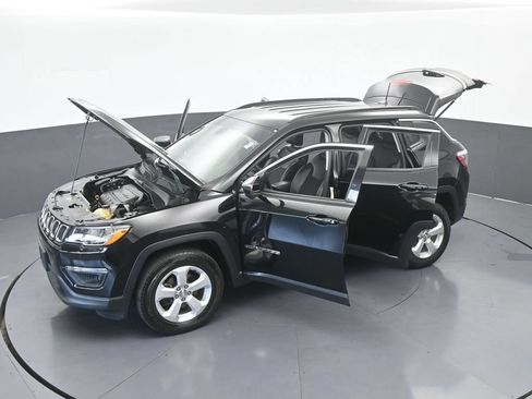 Used 2018 Jeep Compass Latitude w/ Popular Equipment Group AWD/4WD image 66