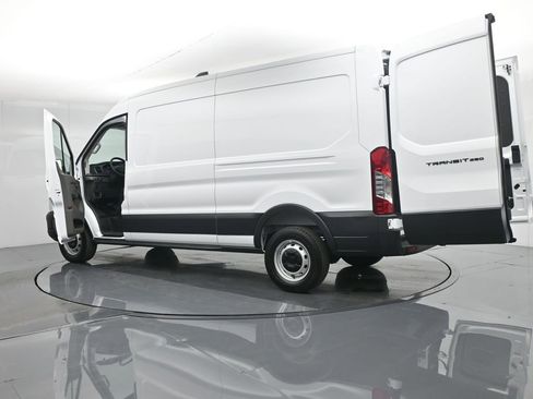 New 2026 Ford Transit 250 148 Medium Roof w/ Load Area Protection Package RWD image 28