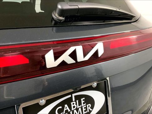 Used 2025 Kia Seltos S image 8