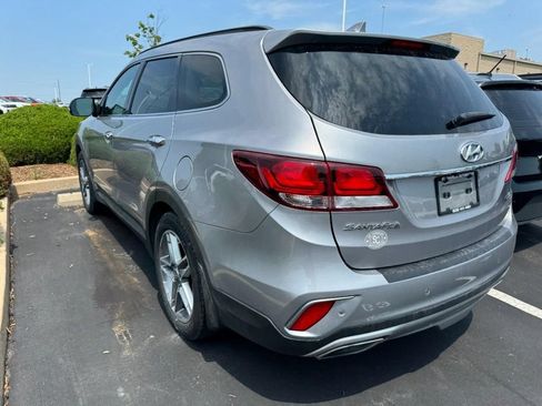Used 2017 Hyundai Santa Fe AWD w/ SE Ultimate Tech Package 03 image 4