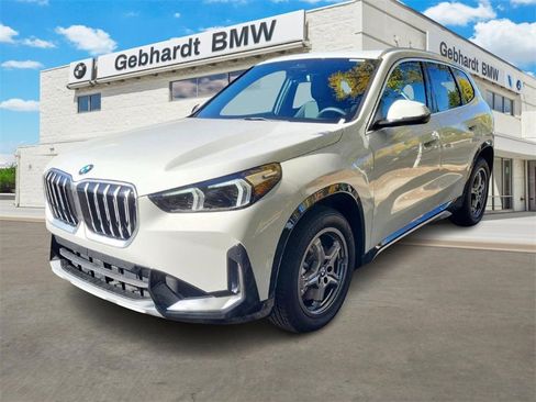 New 2026 BMW X1 xDrive28i w/ Convenience Package image 3