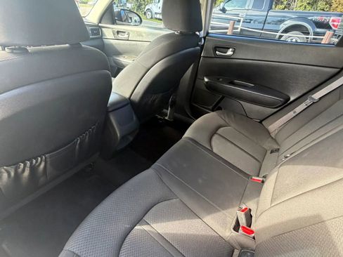 Used 2018 Kia Optima LX FWD image 10