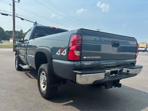 Used 2006 Chevrolet Silverado 2500 LT w/ Snow Plow Prep Package AWD/4WD image 5