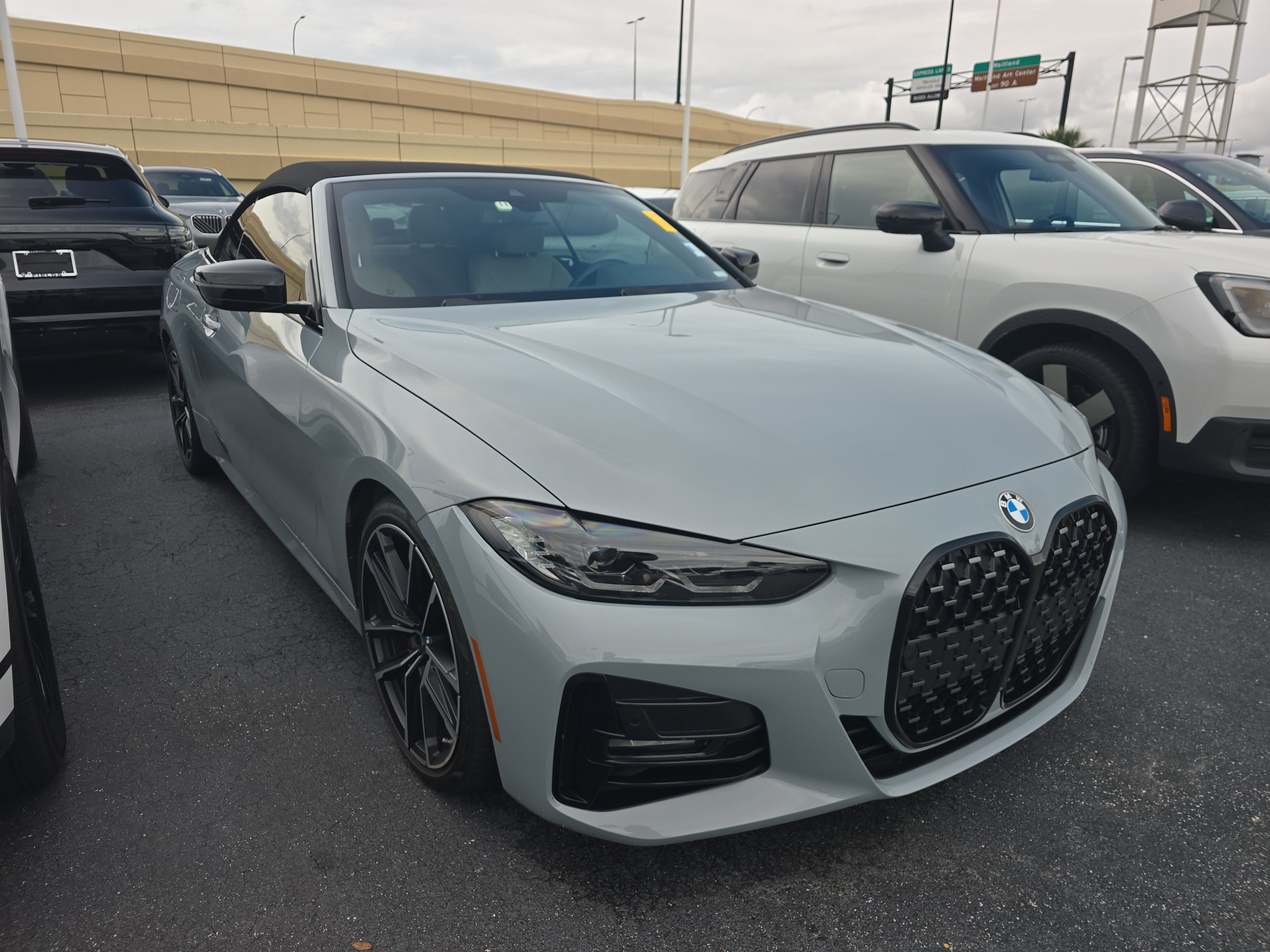 Used 2023 BMW 430i Convertible w/ M Sport Package RWD image 1