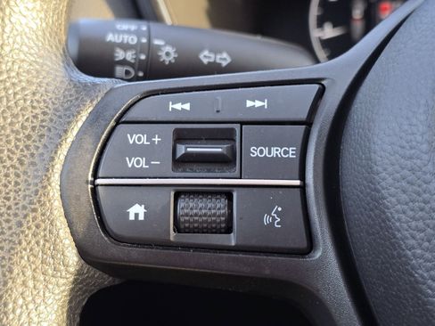 Used 2023 Honda CR-V EX image 25