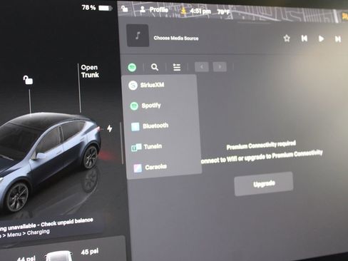 Used 2025 Tesla Model Y Long Range image 19