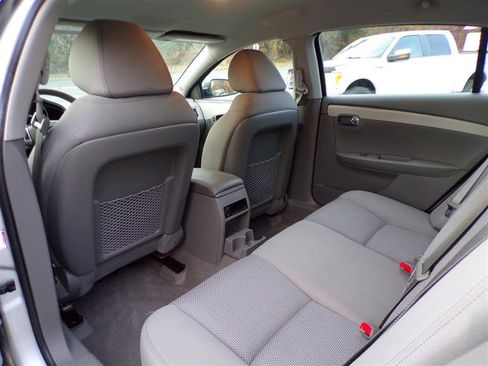 Used 2011 Chevrolet Malibu LS image 27
