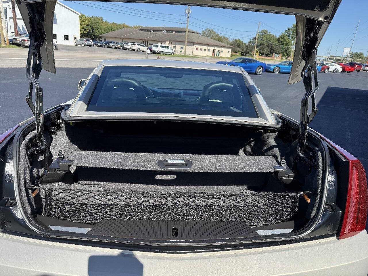 Used 2006 Cadillac XLR RWD image 86