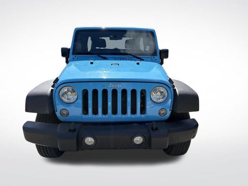 Used 2017 Jeep Wrangler Unlimited Sport AWD/4WD image 3